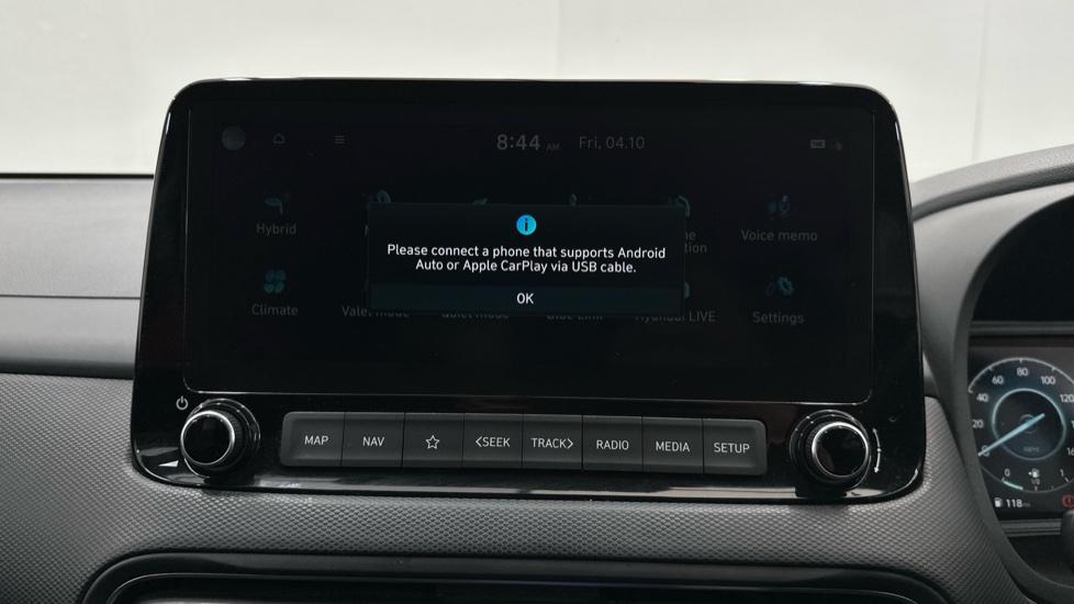 Apple Car Play & Android Auto