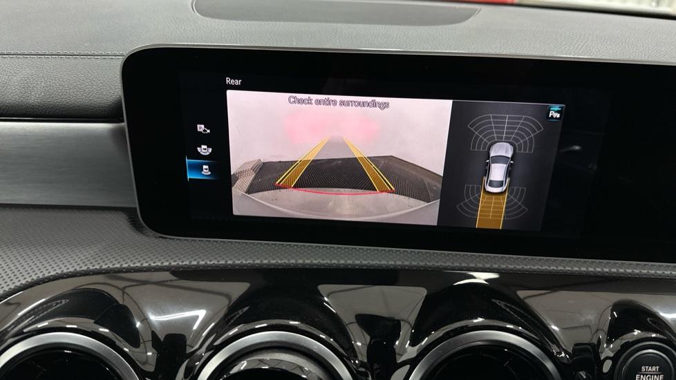 Rear View Camera /Park Pilot