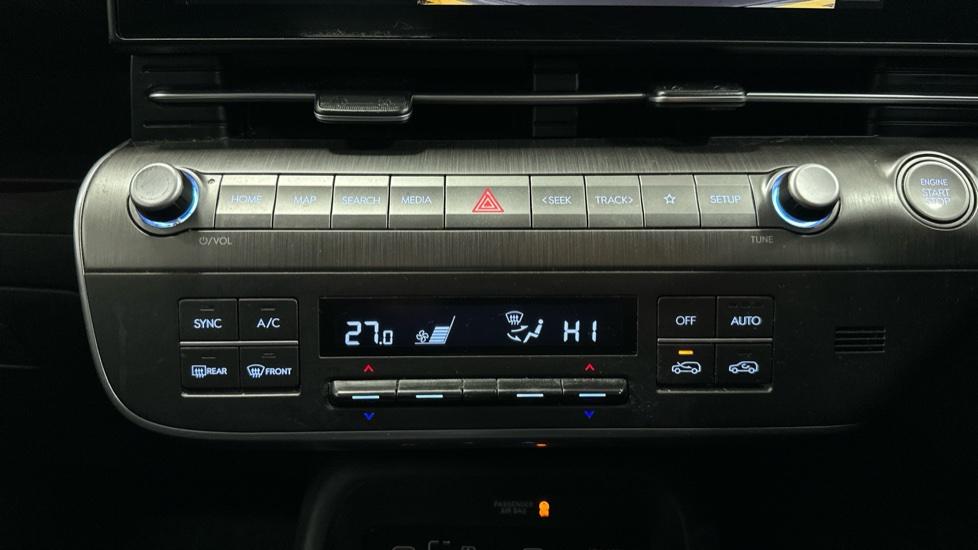 Air Conditioning /Dual Climate Control 