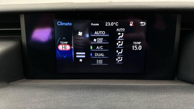 Air Conditioning /Dual Climate Control 