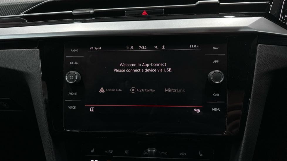 Apple Car Play & Android Auto