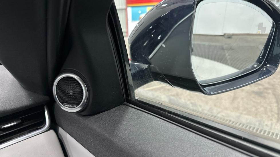 Blind Spot Monitoring System 