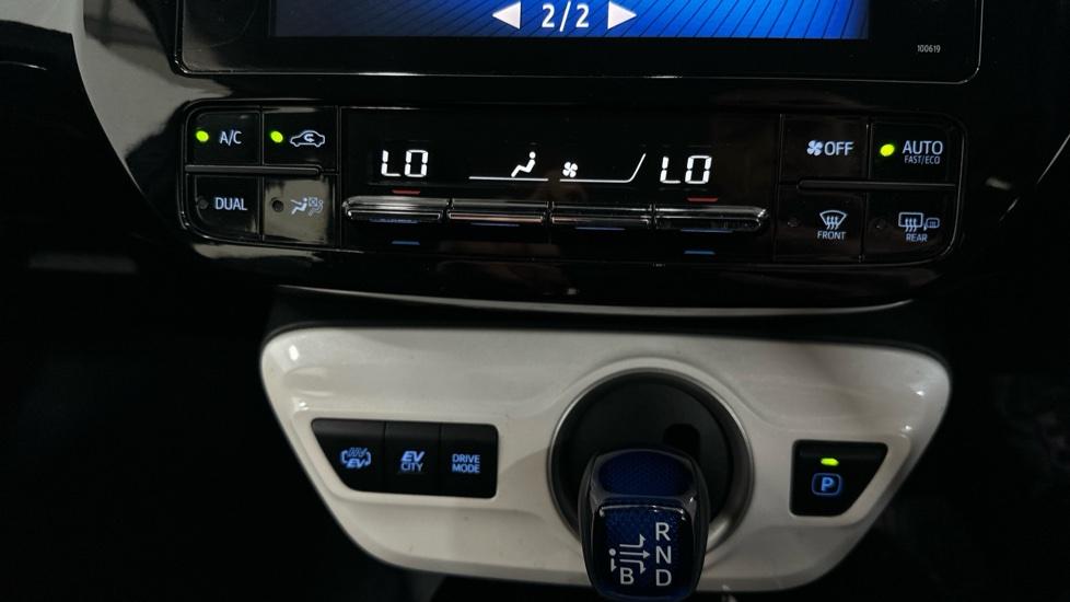 Air Conditioning /Dual Climate Control 