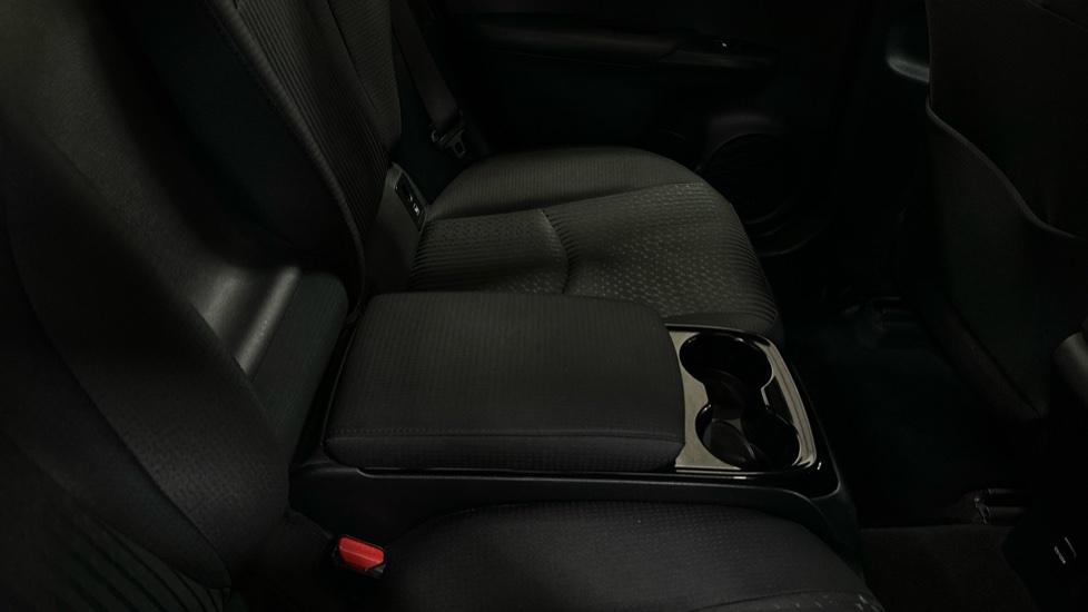 Rear Armrest/ Cup Holder