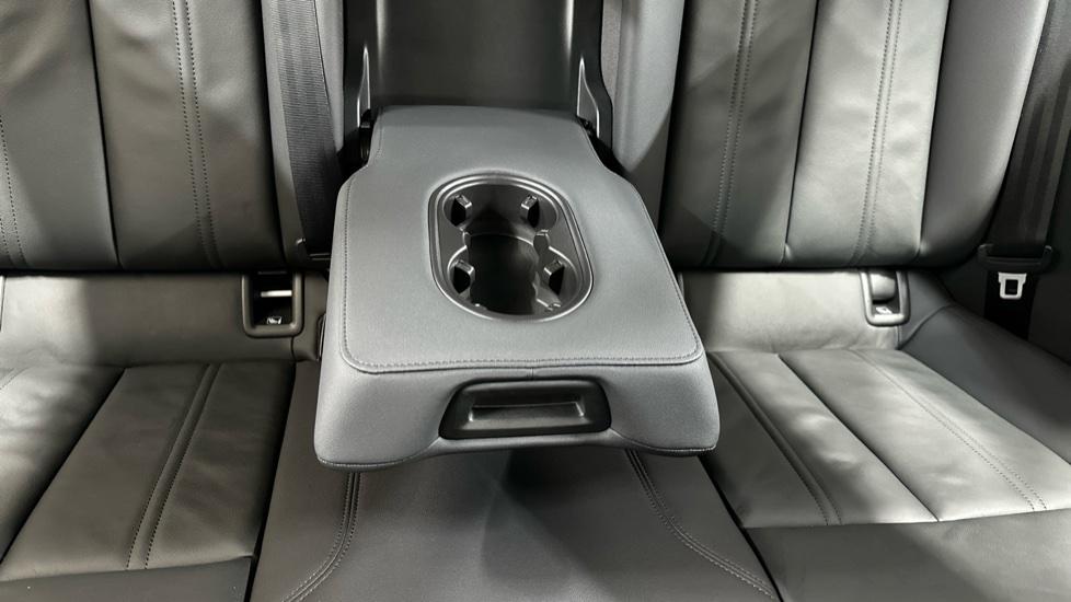 Rear Armrest/ Cup Holder