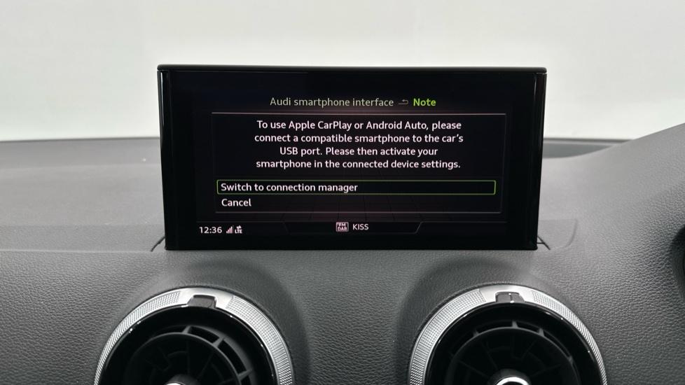 Apple Car Play & Android Auto