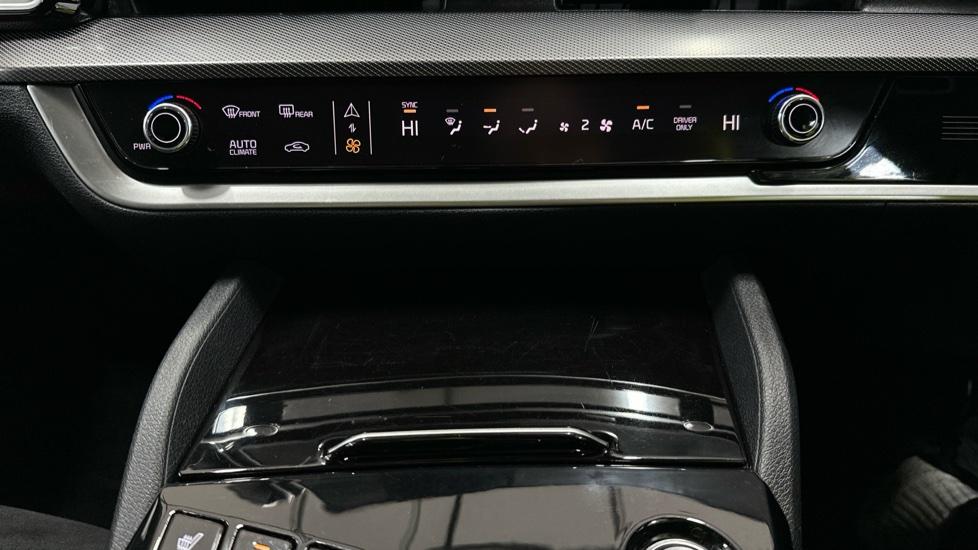 Air Conditioning /Dual Climate Control 