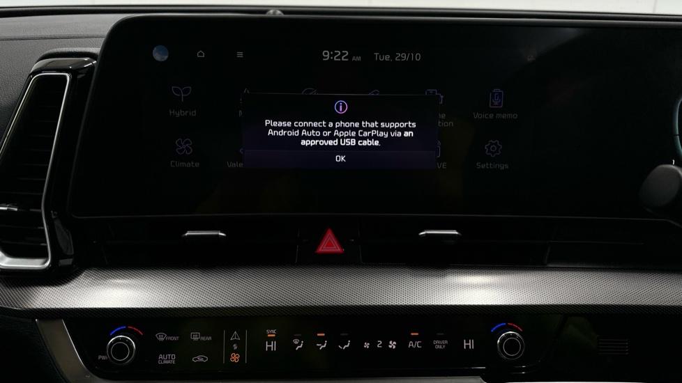 Apple Car Play & Android Auto