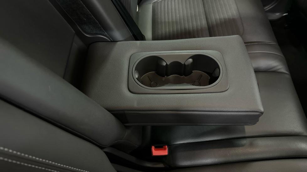 Rear Armrest/ Cup Holder