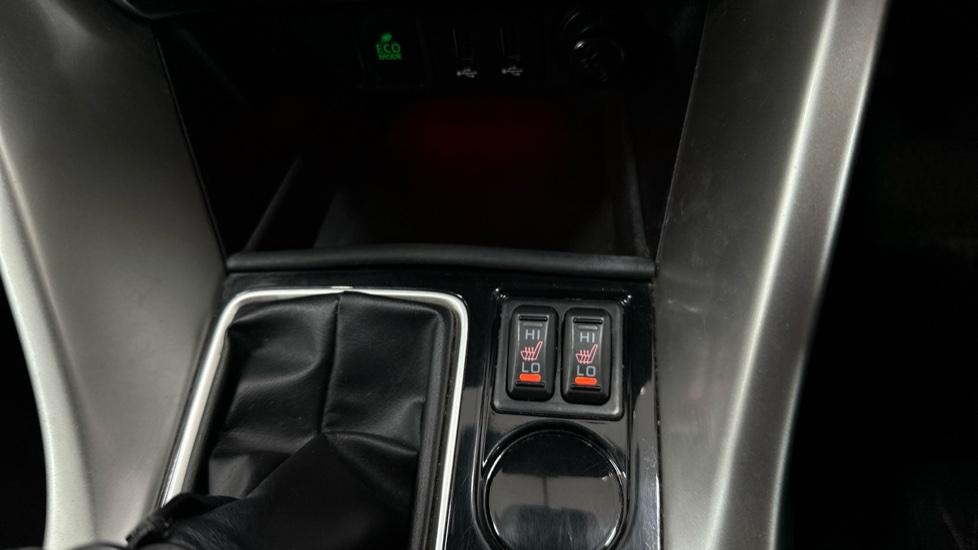 Heated Seats 