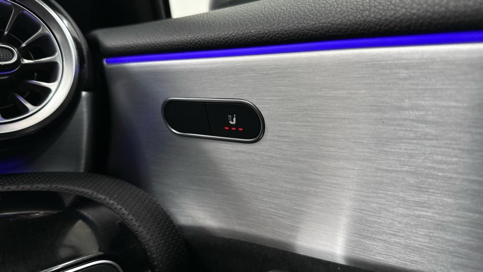 Heated Seats 