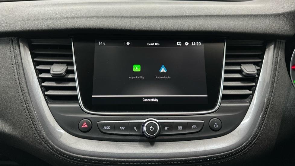 Apple Car Play & Android Auto