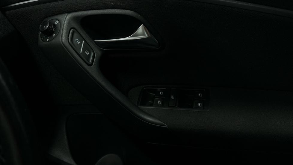 Electric Windows / Wing Mirrors 