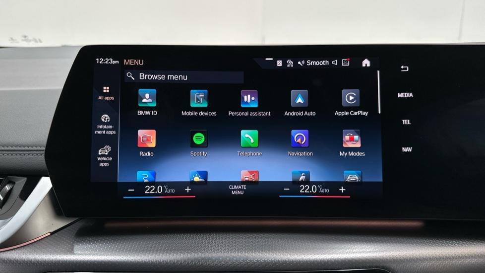 Apple Car Play & Android Auto