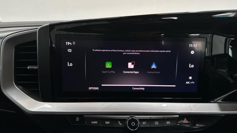 Apple Car Play & Android Auto