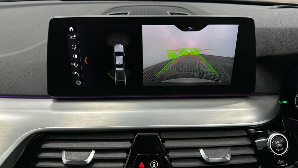 Rear View Camera /Park Pilot 