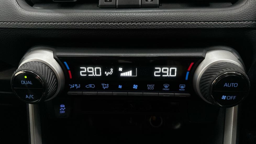 Air Conditioning /Dual Climate Control 