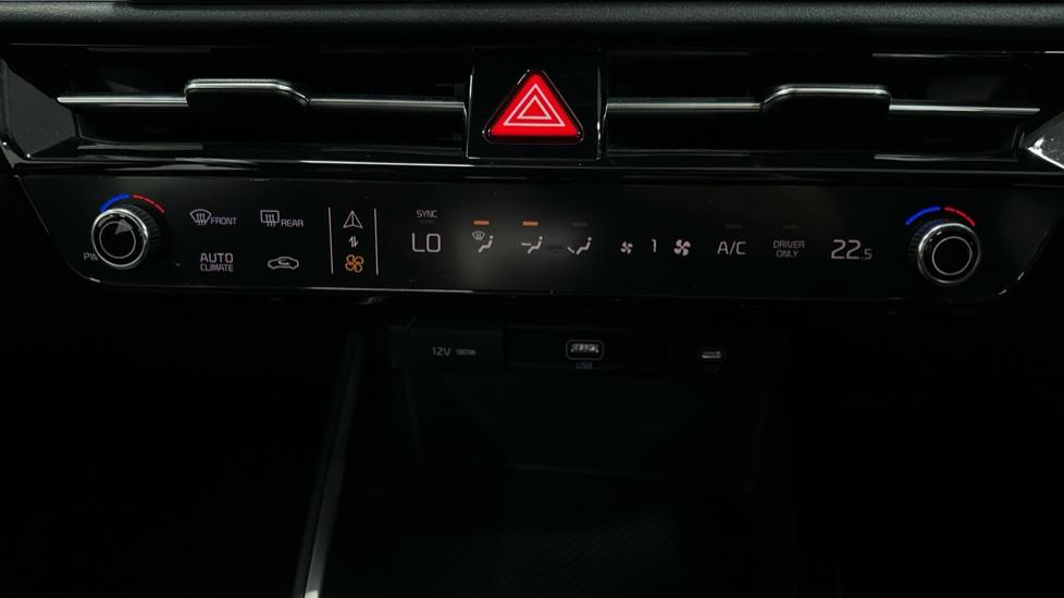 Air Conditioning /Dual Climate Control 