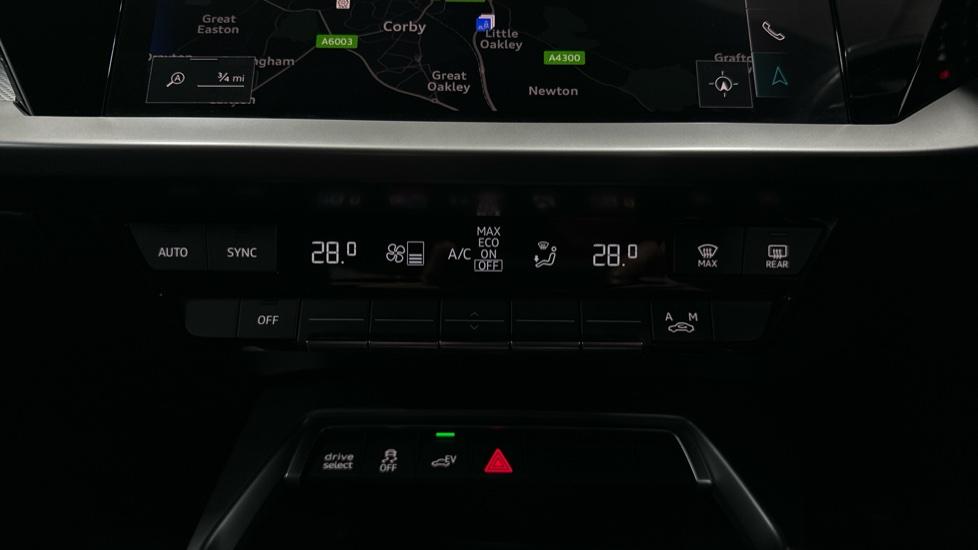 Air Conditioning / Dual Climate Control 