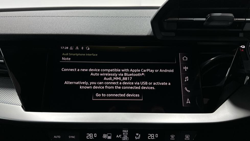 Apple Car Play & Android Auto