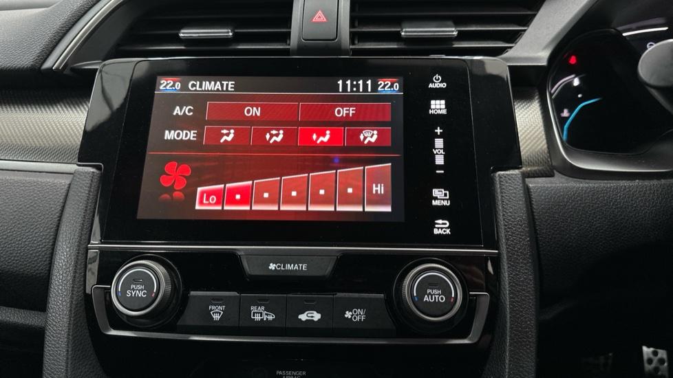 Air Conditioning  / Dual Climate Control 