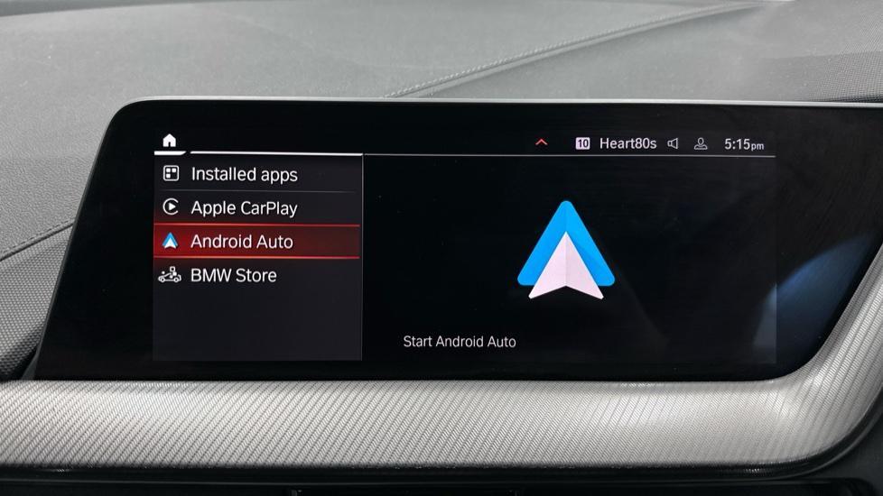 Apple Car Play & Android Auto