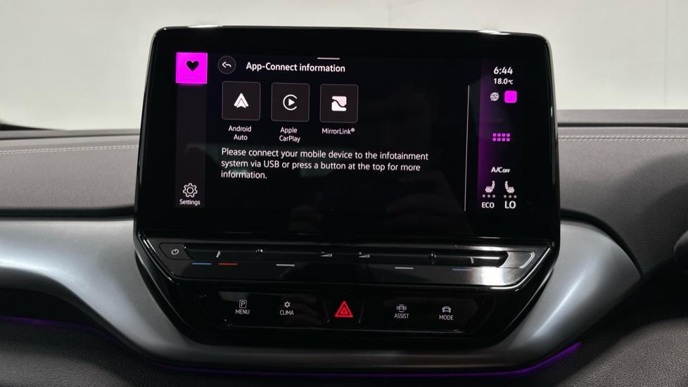 Apple Car Play & Android Auto