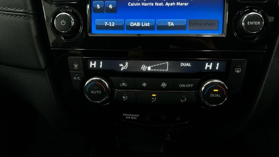 Air Conditioning /Dual Climate Control 