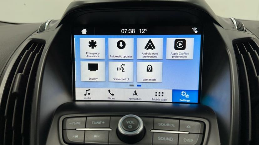 Apple Car Play & Android Auto