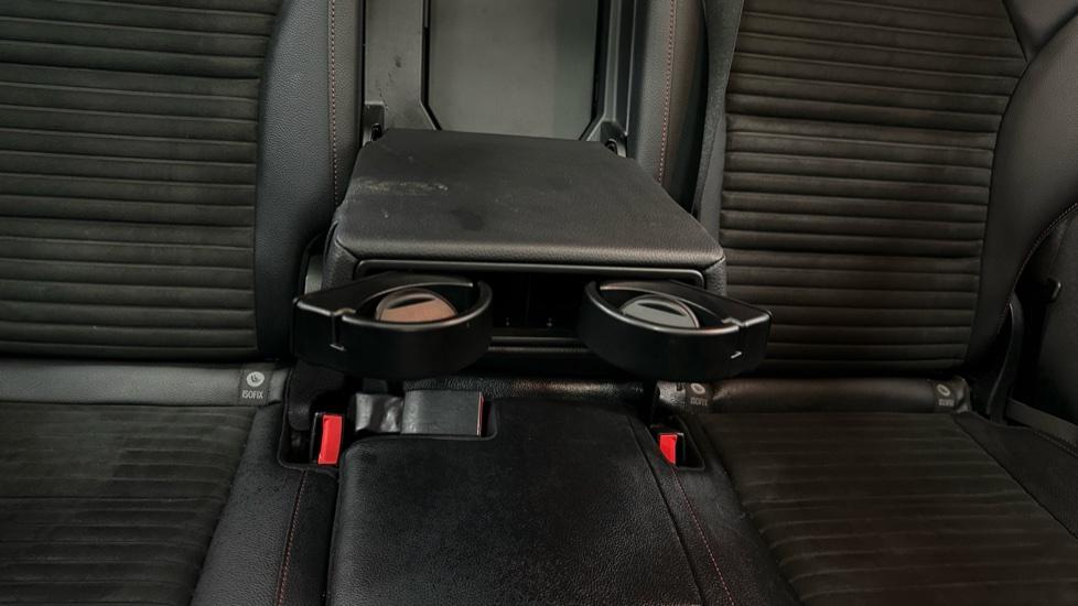 Rear Armrest/ Cup Holder