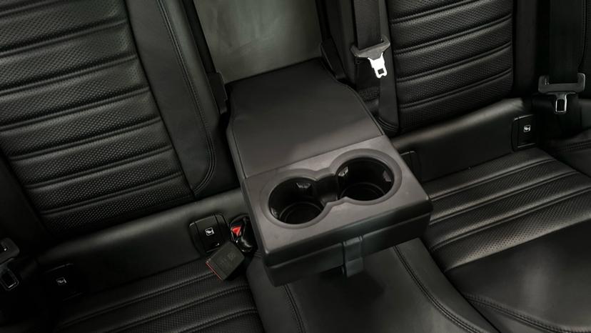 Rear Armrest/ Cup Holder