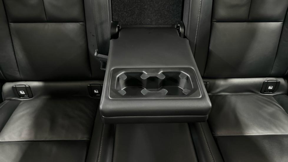 Rear Armrest/ Cup Holder