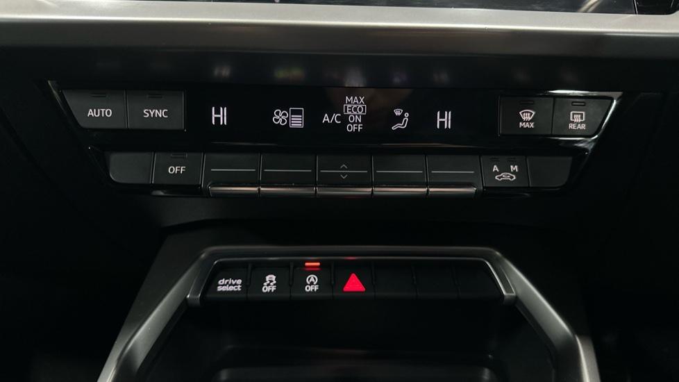 Air Conditioning /Dual Climate Control/Auto Stop Start 