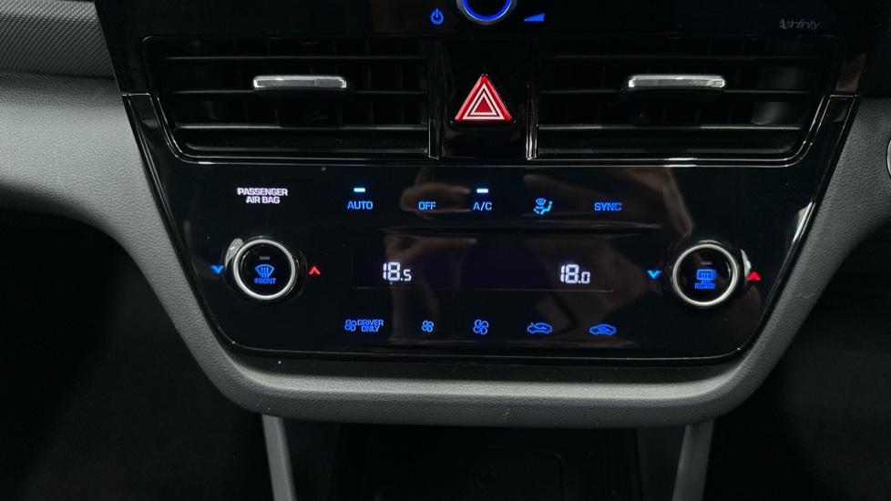 Air Conditioning /Dual Climate Control 