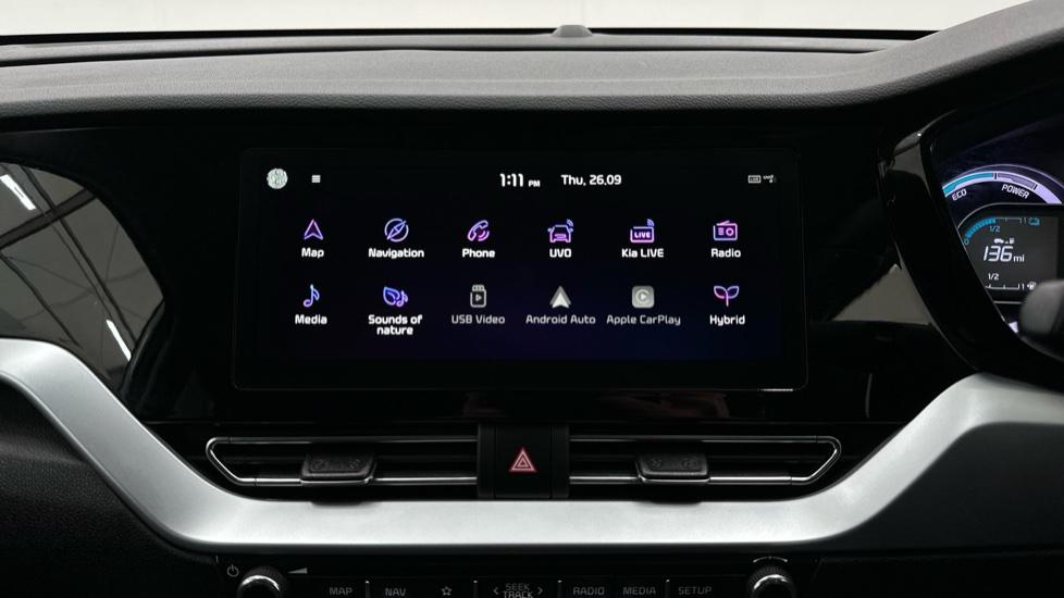 Apple Car Play & Android Auto