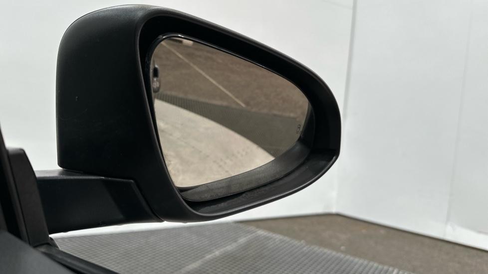 Blind Spot Monitoring System 