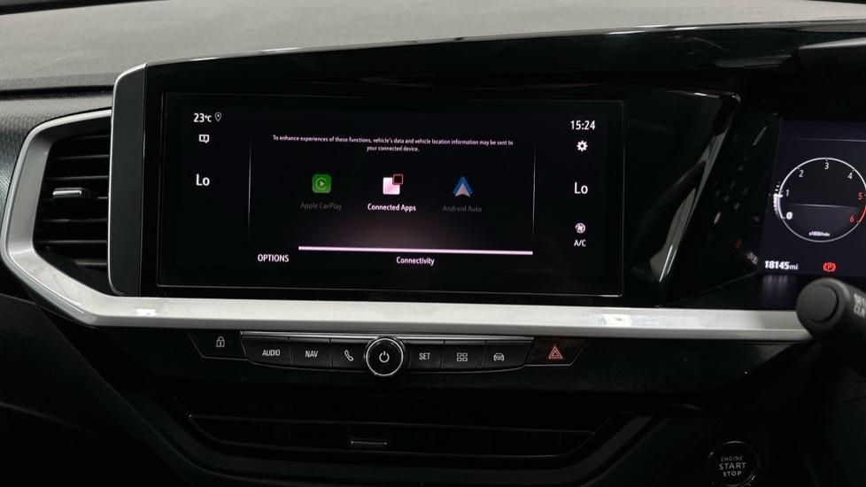 Apple Car Play & Android Auto