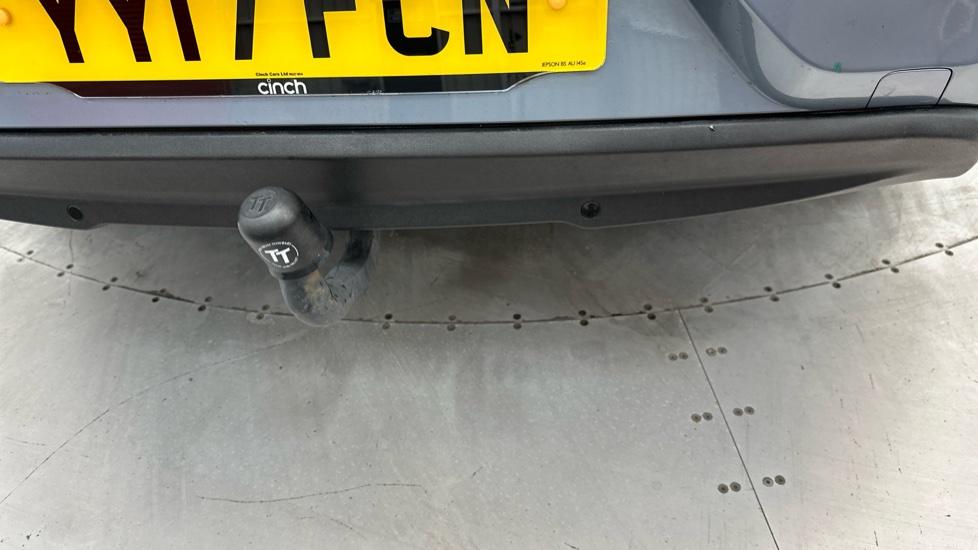 Rear Parking Sensors / Tow Bar