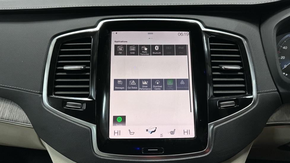 Apple Car Play & Android Auto