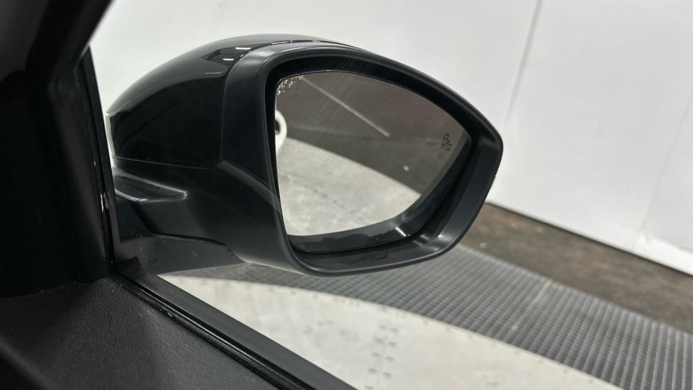 Blind Spot Monitoring System 