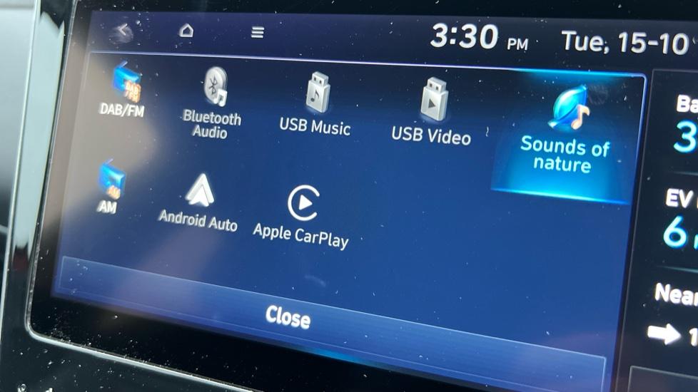 Apple Car Play & Android Auto