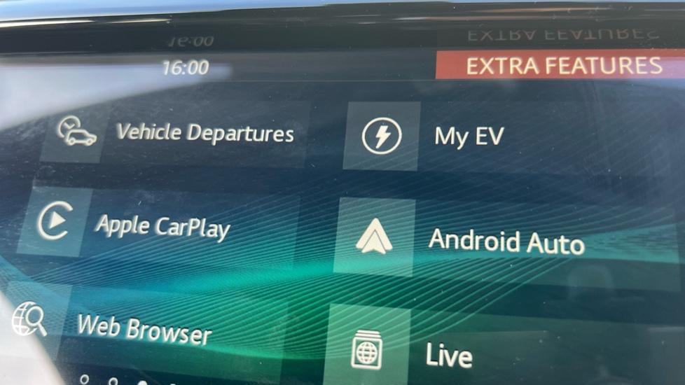 Apple Car Play & Android Auto