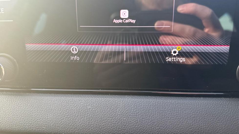 Apple Car Play