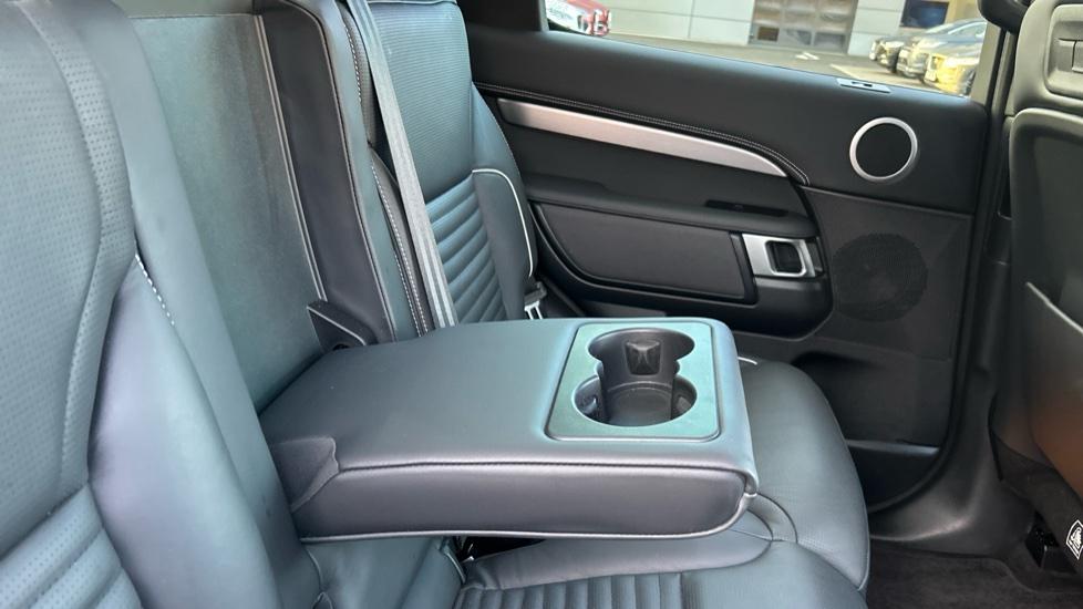 Rear Armrest/ Cup Holder