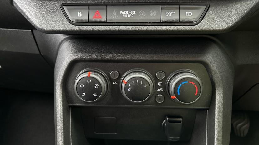 Air Conditioning / Auto Stop/Start