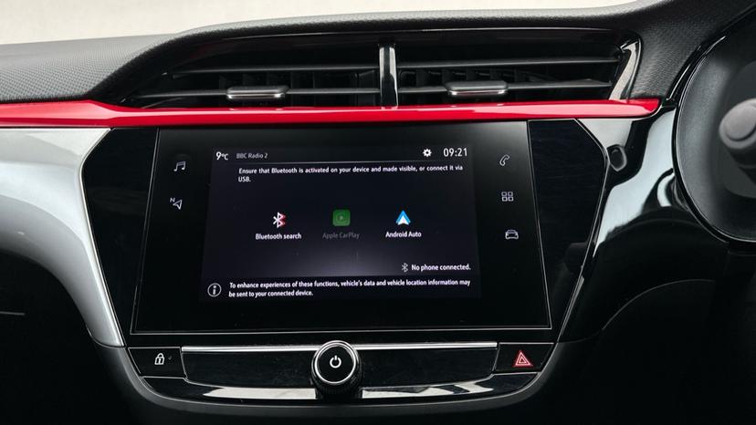Bluetooth Connectivity  / Apple CarPlay / Android Auto 