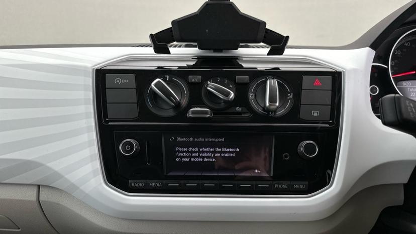 Air Conditioning / Auto Stop/Start / Bluetooth 