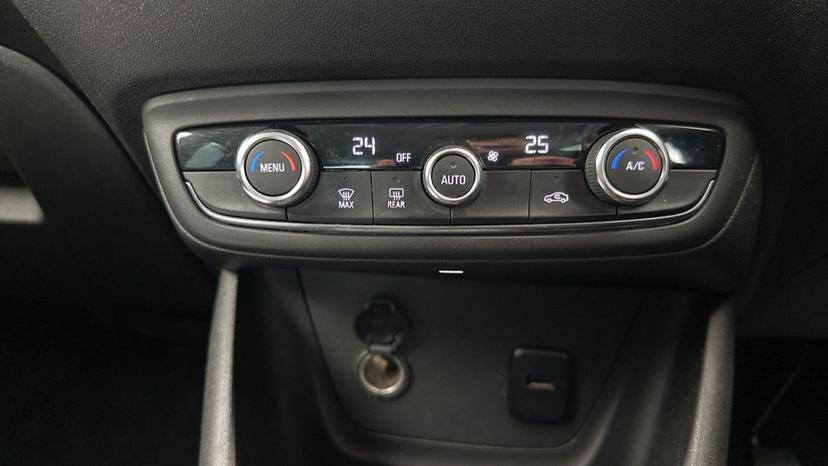 Air Conditioning Dual /Climate Control 