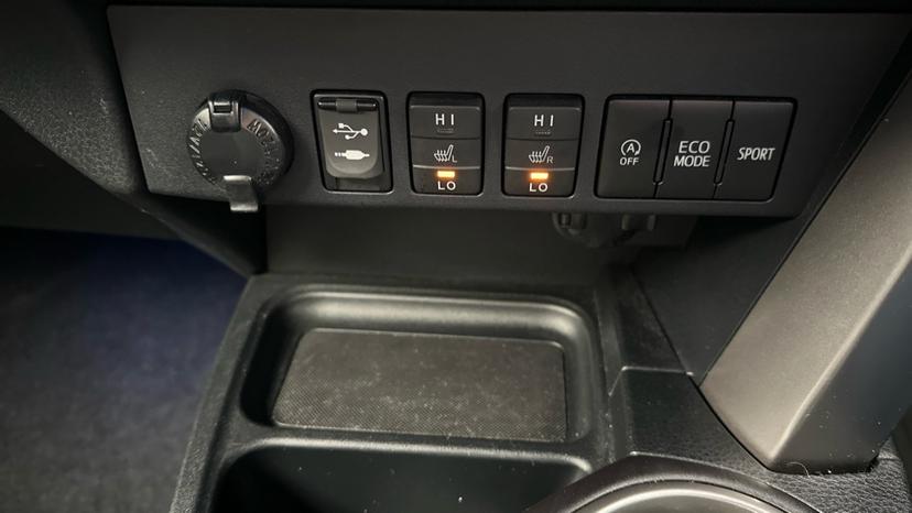 Heated Seats  / Auto Stop/Start 