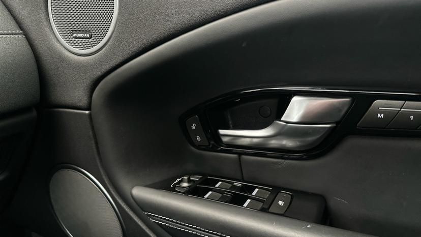 Electric Windows / Wing Mirrors/ Upgrade Speaker System  
